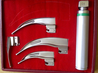 Laryngoskop światłowodowy MacIntosh AZWAN LED, 4 łyżki 0-3