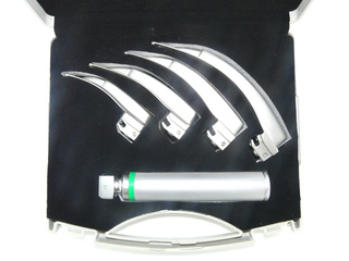 Laryngoskop światłowodowy MacIntosh Mega Blade AZWAN, 4 łyżki 1-4